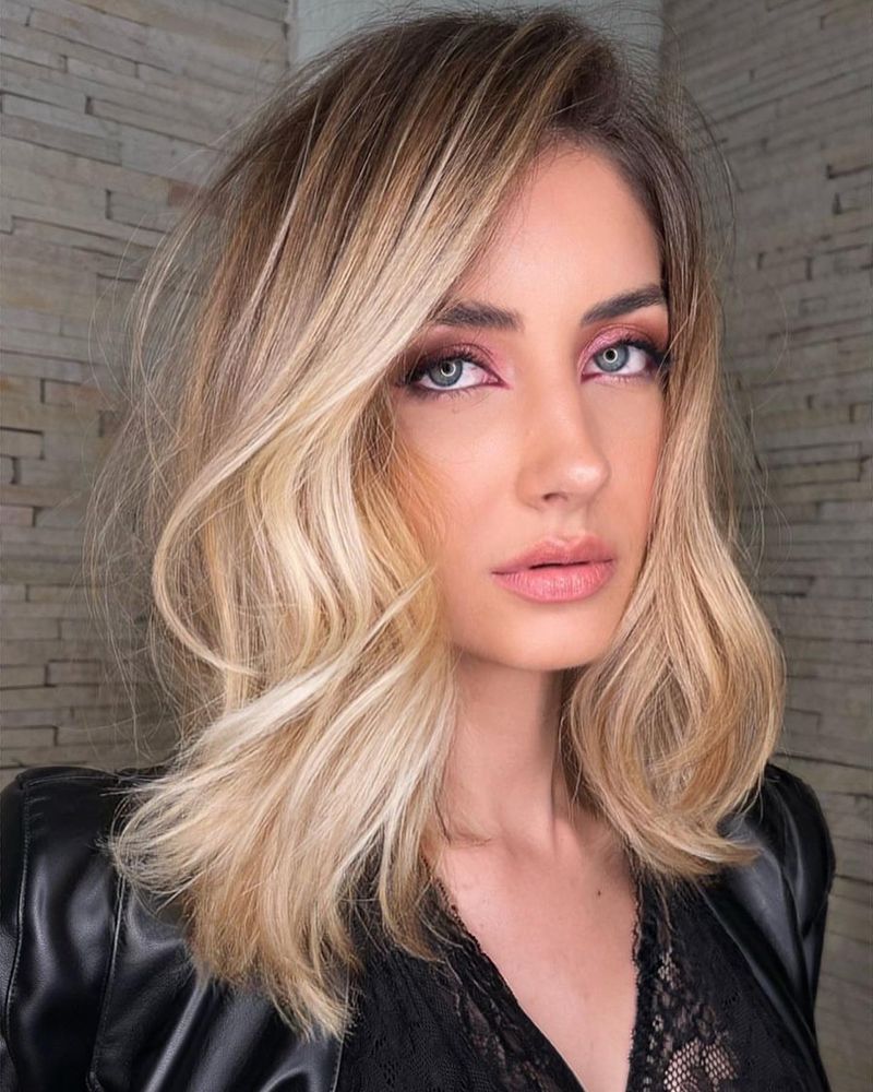 Romantic Waves with Side Part