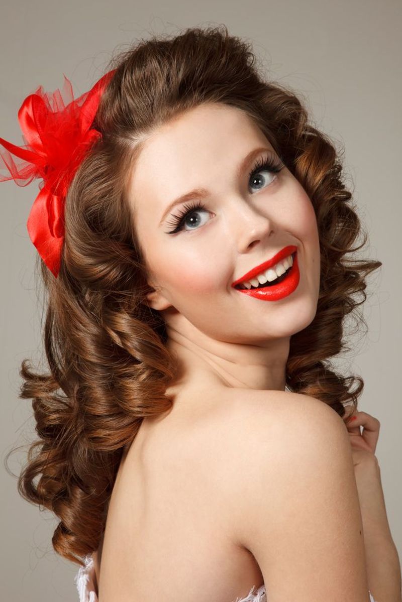 Pin-Up Curls