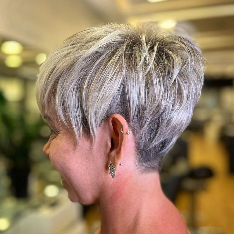 Short and Textured Wedge