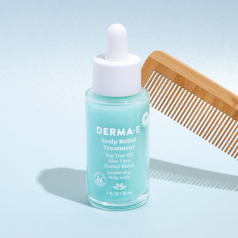 Aloe Vera Gel Application