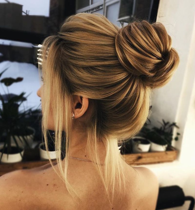 The Messy Bun Layers