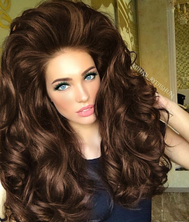 Voluminous Bouffant